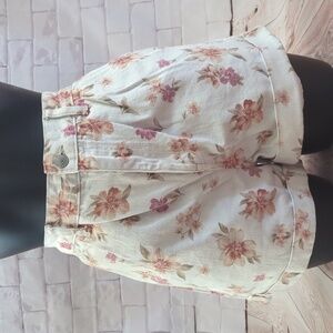 American Eagle Outfitters Size 6